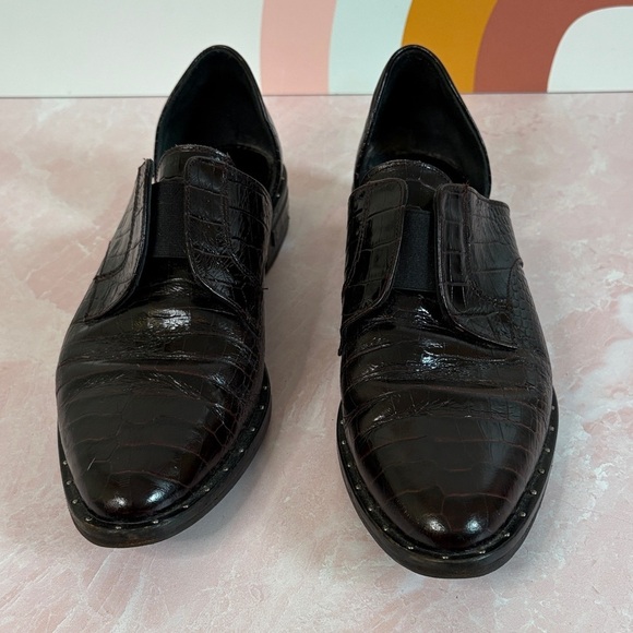 Freda Salvador Oxblood Textured Loafers - Picture 4 of 12